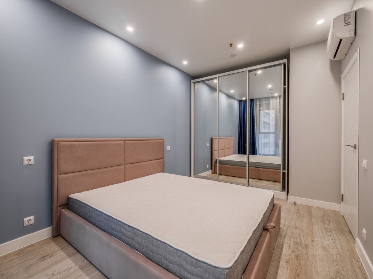 Продажа 2-комн квартиры на вторичном рынке Ходынский бульвар,  д. 20А