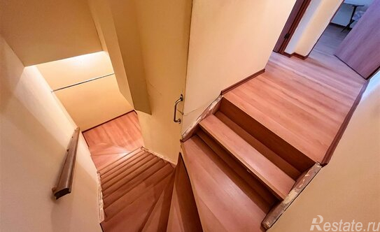 Продажа 2-комн квартиры на вторичном рынке Ивангород г, Котовского ул