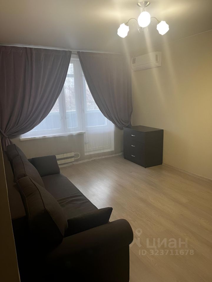 Аренда 2-комн квартиры на вторичном рынке Матвеевская улица, 42К1