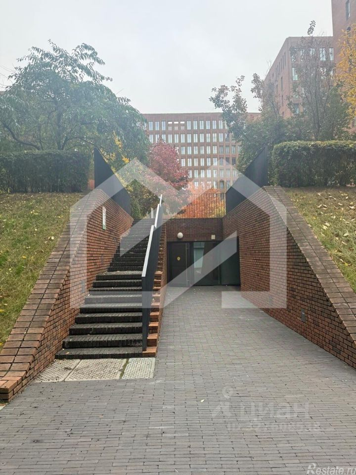 Продажа торгового помещения улица Ефремова,  д. 10 к1