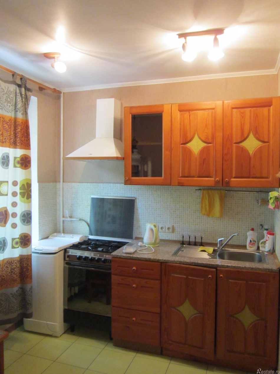 Аренда 1-комн квартиры на вторичном рынке Приорова,  д. 14,  к. а