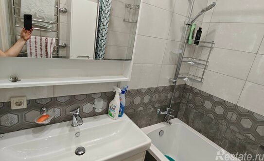 Продажа 2-комн квартиры на вторичном рынке Жабкино, Ленинская улица,  д. 12