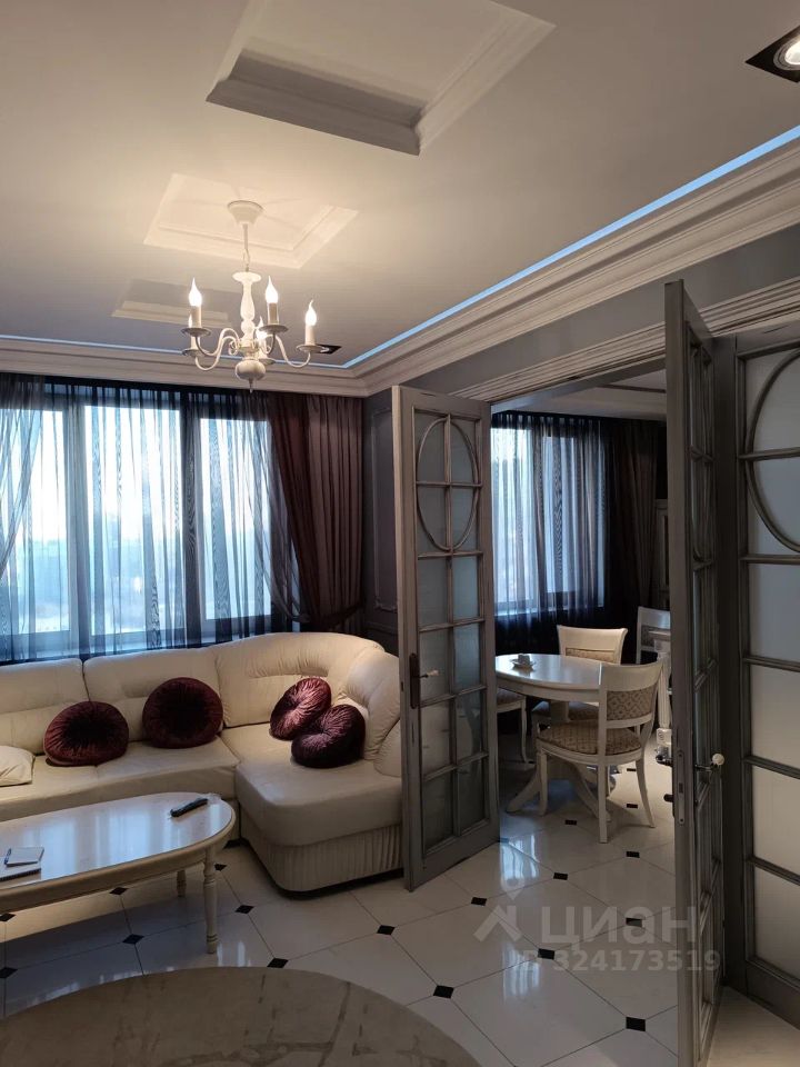 Продажа 2-комн квартиры на вторичном рынке Химки, улица Калинина, 7