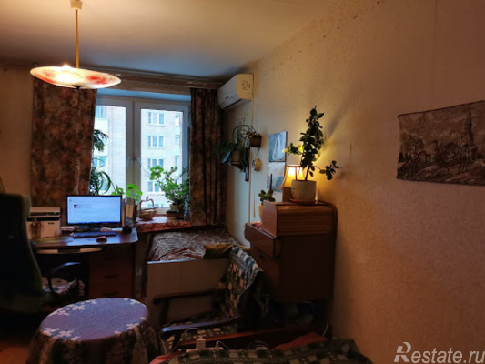Продажа 2-комн квартиры на вторичном рынке Ладожская ул,  д. 15