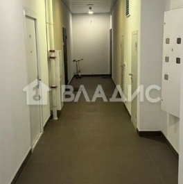 Продажа 1-комн квартиры на вторичном рынке Красноказарменная улица,  д. 14А к2