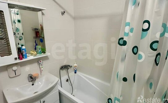 Продажа 1-комн квартиры на вторичном рынке Русановская ул,  д. 18 к1