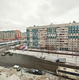 Продажа 2-комн квартиры на вторичном рынке Искровский пр-кт,  д. 1/13