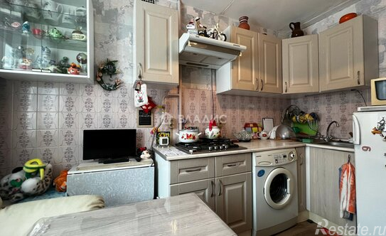 Продажа 2-комн квартиры на вторичном рынке Батайская улица