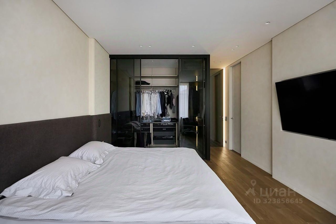 Продажа 3-комн квартиры на вторичном рынке 2-я Фрунзенская улица, 2/36