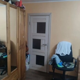 Продажа 3-комн квартиры на вторичном рынке Новаторов б-р