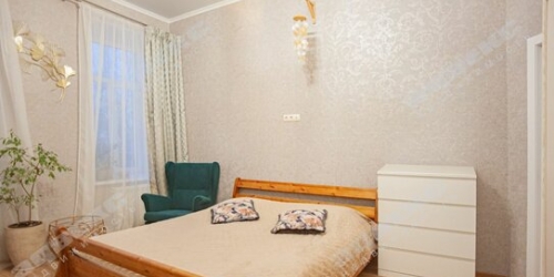 3-комн квартира Зверинская улица,  д. 42