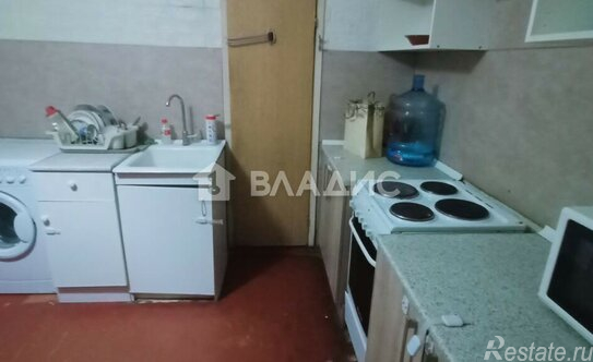 Продажа 2-комн квартиры на вторичном рынке Саянская улица,  д. 10