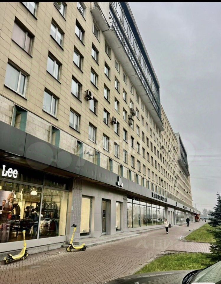 Продажа 1-комн квартиры на вторичном рынке Московский проспект, 220