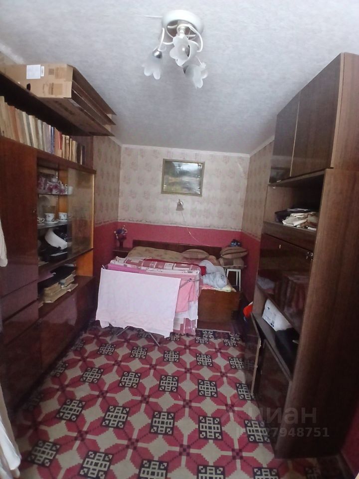 Продажа 3-комн квартиры на вторичном рынке 2-й мкр,  д. 36