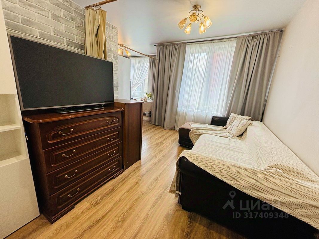 Продажа 1-комн квартиры на вторичном рынке Хотьково, улица Михеенко, 25