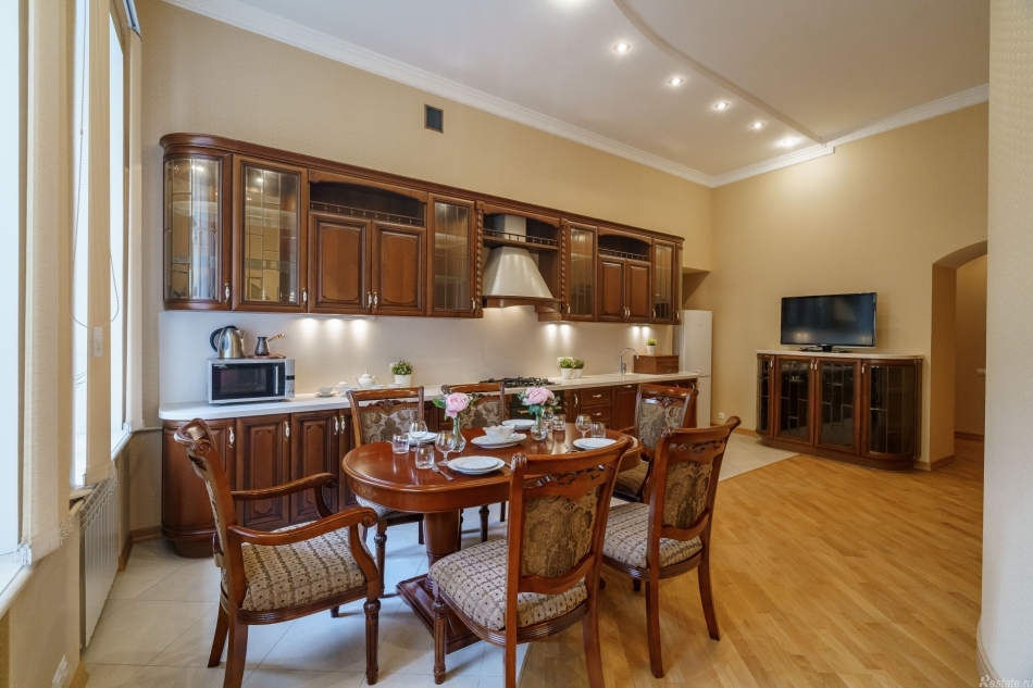 Продажа 6-комн квартиры на вторичном рынке Ковенский пер,  д. 22