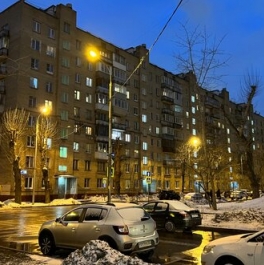 Продажа 1-комн квартиры на вторичном рынке Рощинская 2-я ул,  д. 11