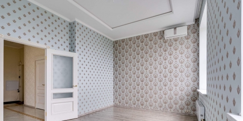 2-комн квартира Искры улица,  д. 1