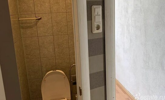 Продажа 2-комн квартиры на вторичном рынке улица Крыленко,  д. 25 к1