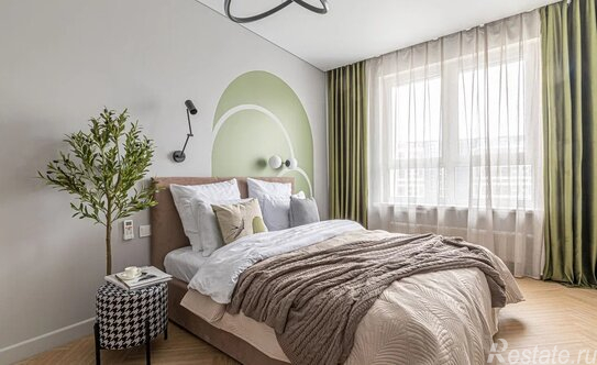 Продажа 2-комн квартиры на вторичном рынке Чирикова ул,  д. 5 с1