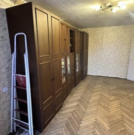 Продажа 2-комн квартиры на вторичном рынке проспект Славы,  д. 8