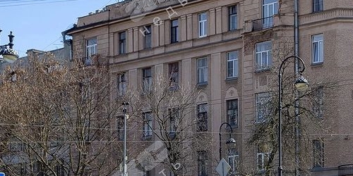 6-комн квартира 14-я Васильевского острова линия, 11/38