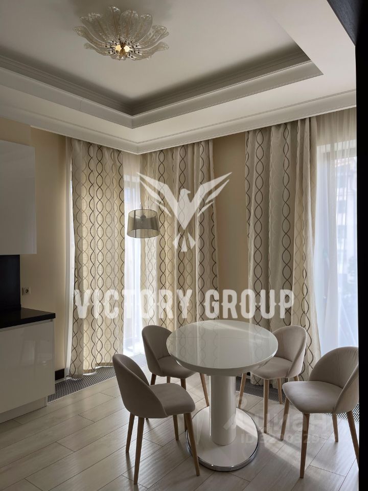 Аренда 3-комн квартиры на вторичном рынке Большой Козихинский переулок, 25