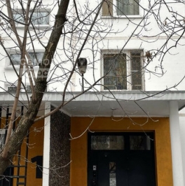 Продажа 2-комн квартиры на вторичном рынке Звездный б-р,  д. 5