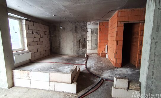 Продажа 2-комн квартиры на вторичном рынке Красная горка, улица Льва Толстого,  д. 17А