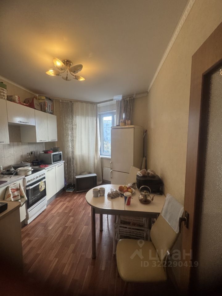 Продажа 2-комн квартиры на вторичном рынке Ясный проезд, 14