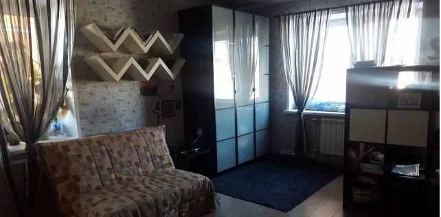 Продажа 4-комн квартиры на вторичном рынке Клин, ул. Победы,  д. 26к8