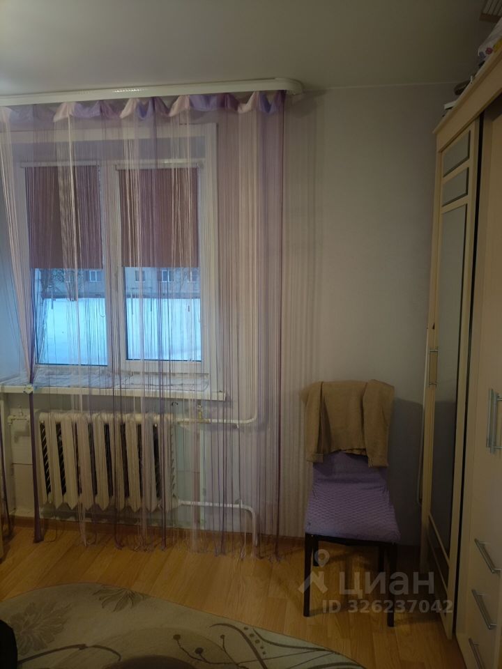Продажа 2-комн квартиры на вторичном рынке Сланцы, улица Гагарина, 58