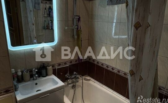 Продажа 1-комн квартиры на вторичном рынке ул Хабаровская,  д. 23,  к. 1