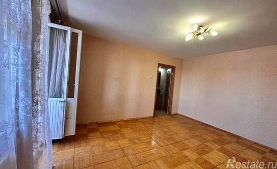 Продажа 1-комн квартиры на вторичном рынке улица Крыленко,  д. 43 к1