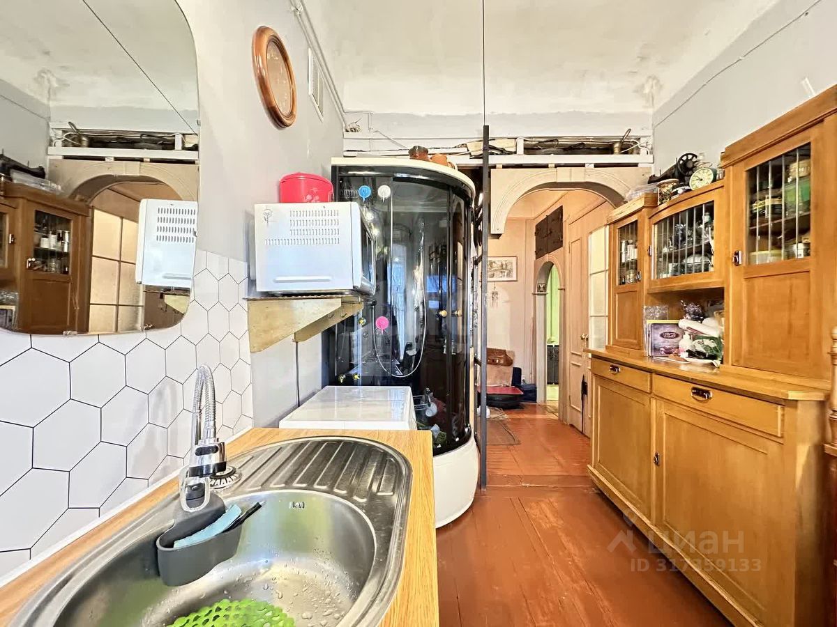 Продажа 2-комн квартиры на вторичном рынке улица Моисеенко, 8/1А