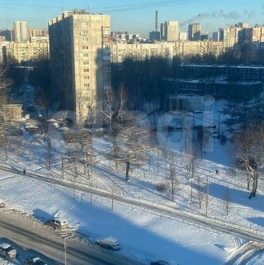 Продажа 5-комн квартиры на вторичном рынке Уральская улица,  д. 6 с1