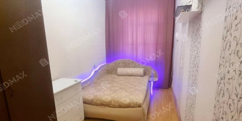 2-комн квартира ул Комиссара Смирнова,  д. 5/7