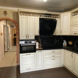 Продажа 3-комн квартиры на вторичном рынке Авиаторов мкр, Третьяка ул,  д. 7