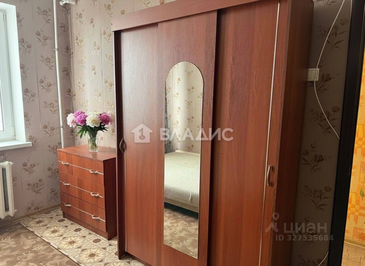 Продажа 2-комн квартиры на вторичном рынке проспект Славы, 37