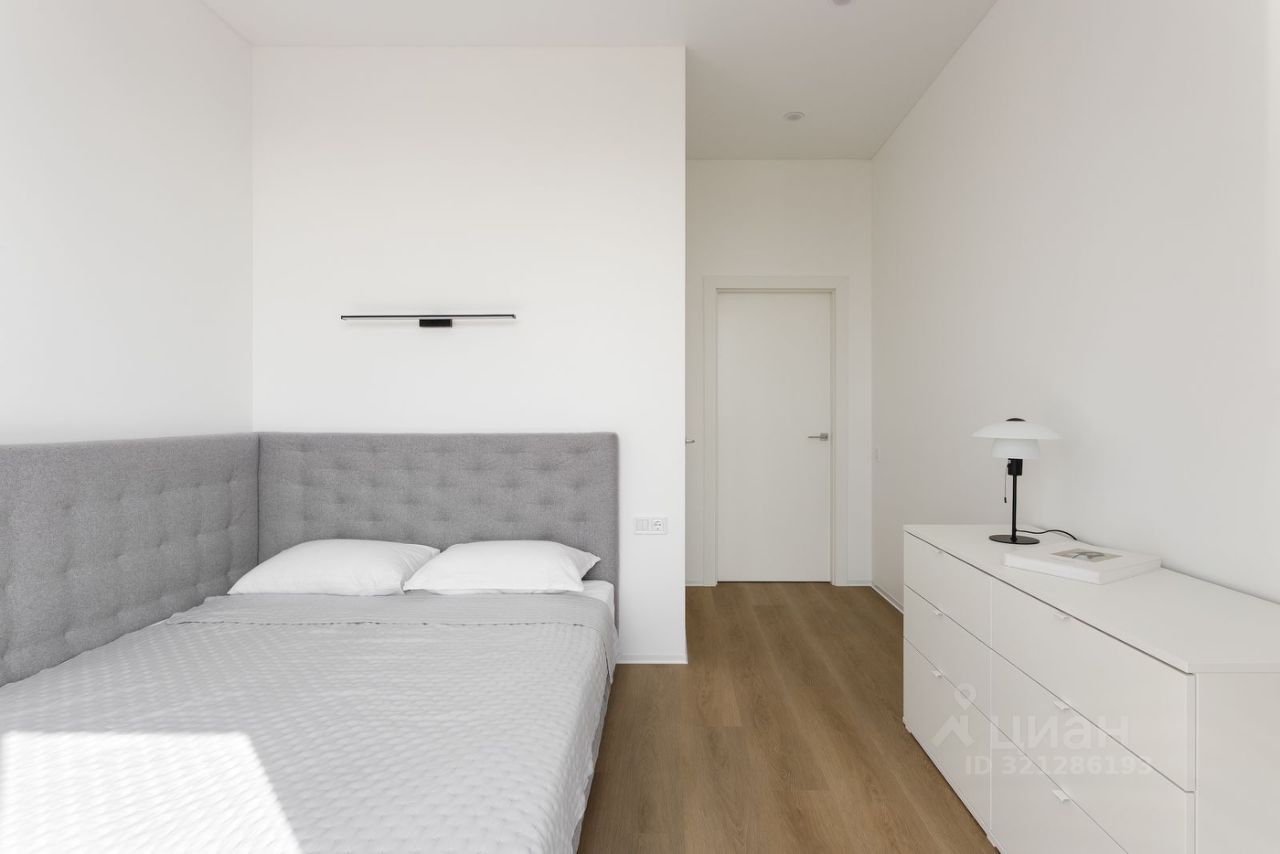 Продажа 1-комн квартиры на вторичном рынке Мичуринский проспект, 56