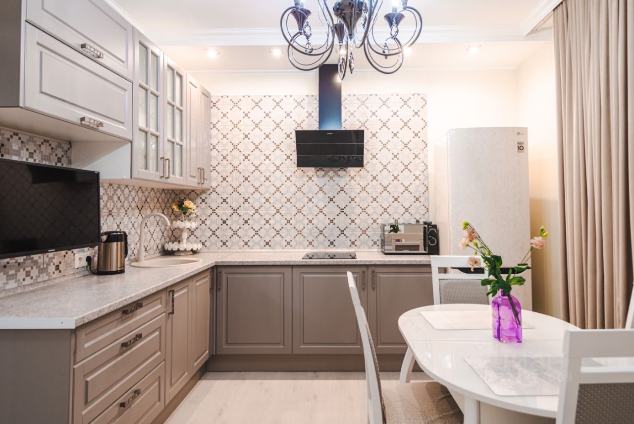 Продажа 2-комн квартиры на вторичном рынке улица Парфеновская, 9к1