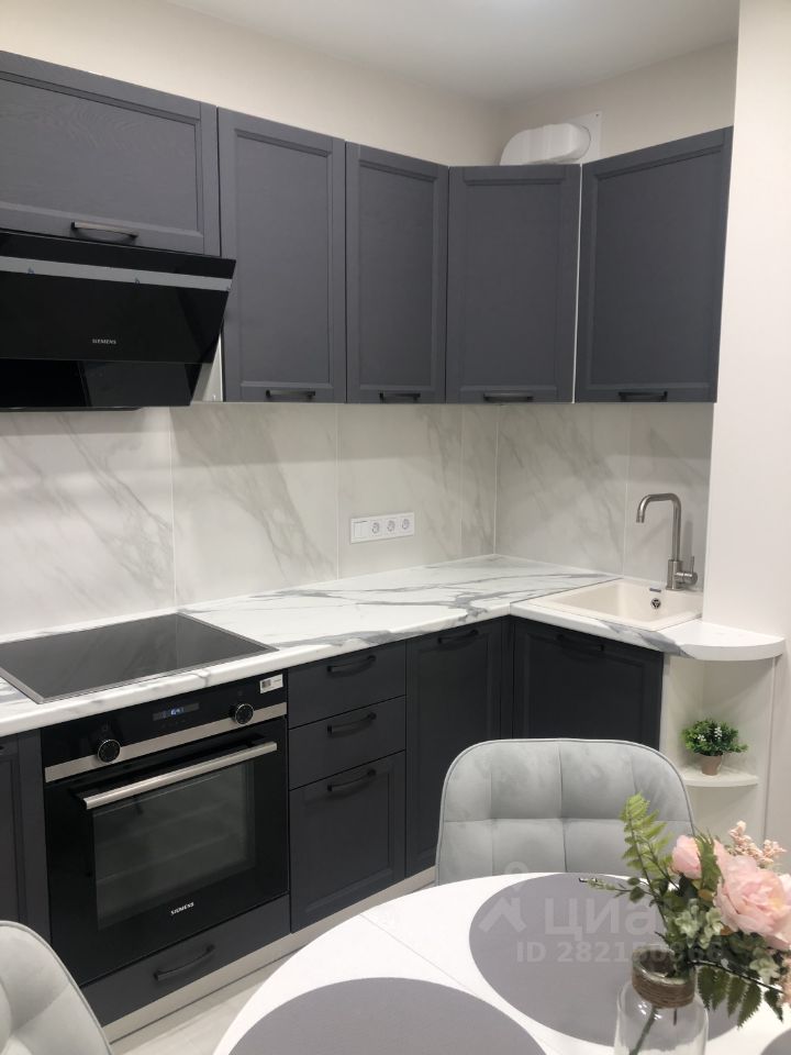 Аренда 2-комн квартиры на вторичном рынке Березовая аллея, 9