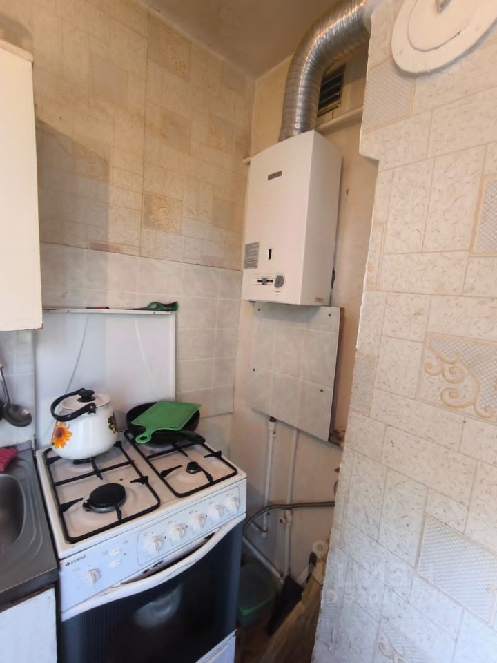 Продажа 2-комн квартиры на вторичном рынке пос. Нарынка, улица Королева, 6