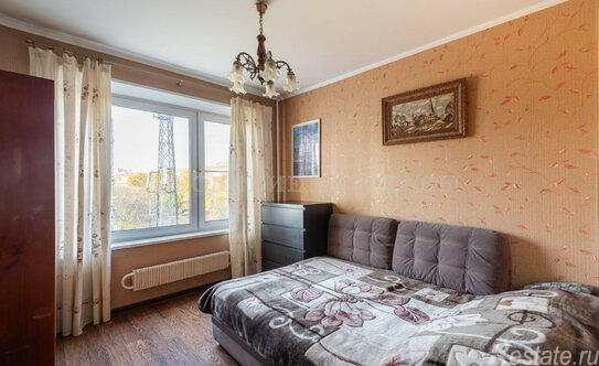 Продажа 3-комн квартиры на вторичном рынке 40 лет Октября пр-кт,  д. 20