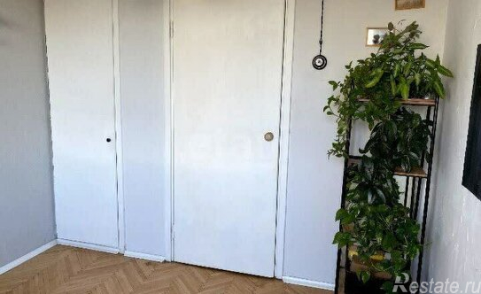 Продажа 2-комн квартиры на вторичном рынке улица Маршала Тимошенко,  д. 28