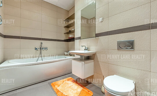 Продажа 4-комн квартиры на вторичном рынке Пресненская набережная