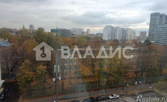 Продажа 2-комн квартиры на вторичном рынке ул Винокурова,  д. 2