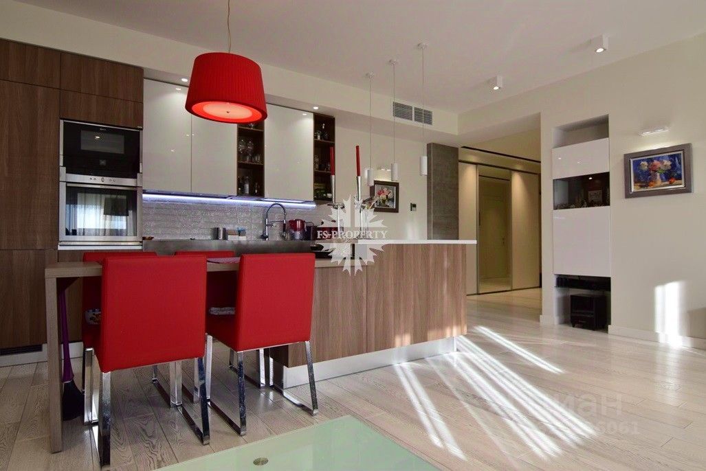 Продажа 3-комн квартиры на вторичном рынке Ломоносовский проспект, 25к5