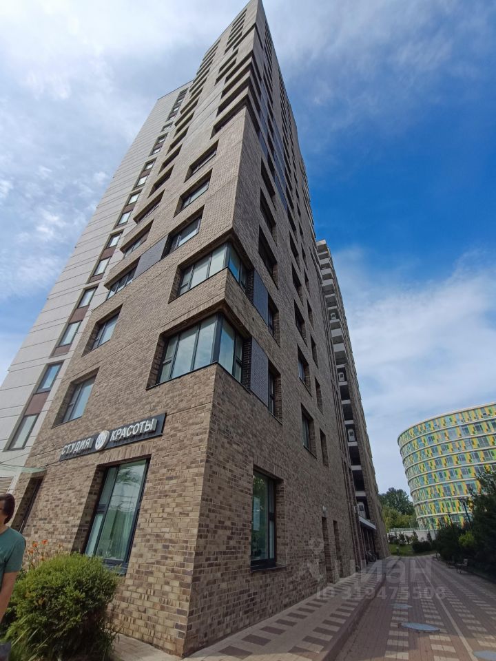 Продажа 2-комн квартиры на вторичном рынке Карамышевская набережная, 36