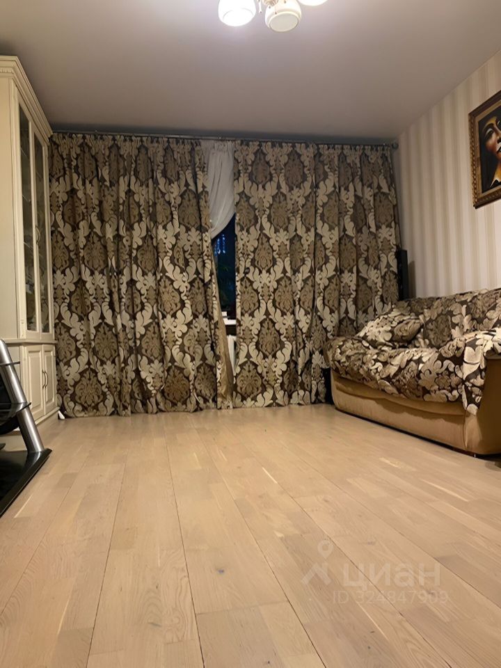 Продажа 3-комн квартиры на вторичном рынке Томилино пгт, улица Гоголя, 47